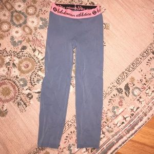 Lululemon grey crop leggings